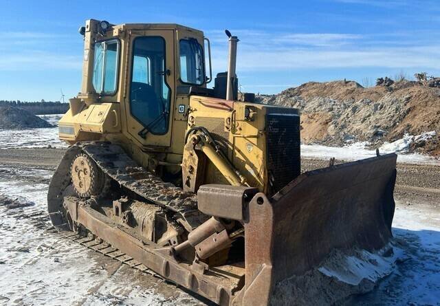 Caterpillar D5H vain 12610h - Bulldozer: photos 4 Caterpillar D5H vain 12610h - Bulldozer: photos 4