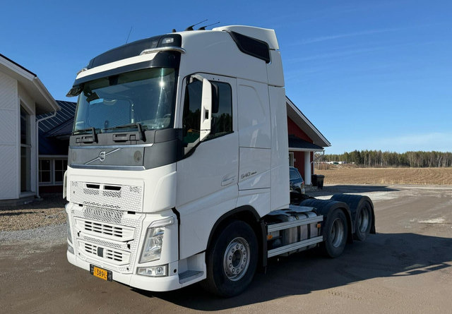 Volvo FH540 6x2 2019 vain 340 tkm - Tracteur routier: photos 5 Volvo FH540 6x2 2019 vain 340 tkm - Tracteur routier: photos 5