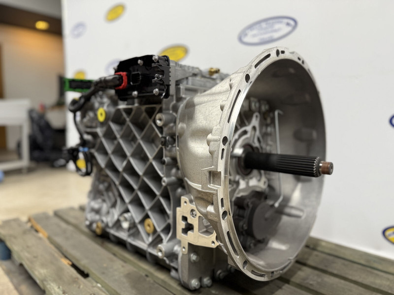 Volvo ATO2612F - Boîte de vitesse: photos 2 Volvo ATO2612F - Boîte de vitesse: photos 2