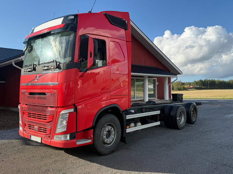 Volvo FH540 2019 - Châssis cabine: photos 1 Volvo FH540 2019 - Châssis cabine: photos 1