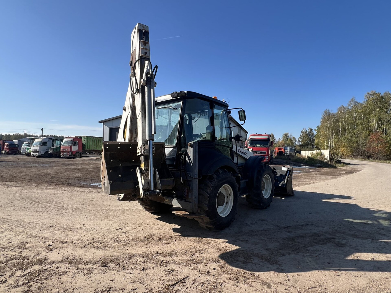 Koparko-ładowarka Terex - Tractopelle: photos 5 Koparko-ładowarka Terex - Tractopelle: photos 5