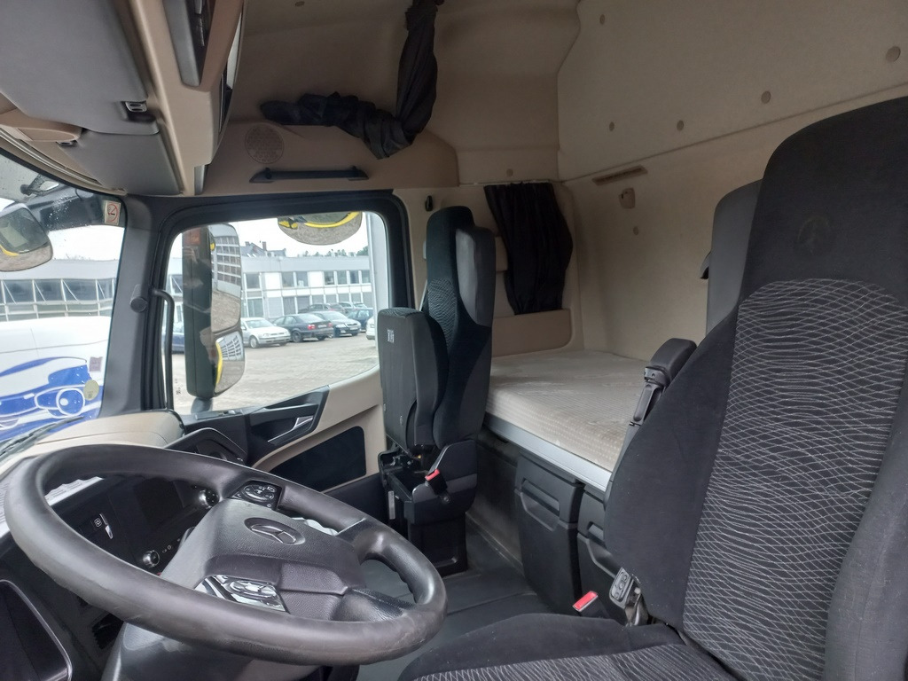 Tracteur routier Mercedes-Benz ACTROS 1845 LS: photos 10 Tracteur routier Mercedes-Benz ACTROS 1845 LS: photos 10