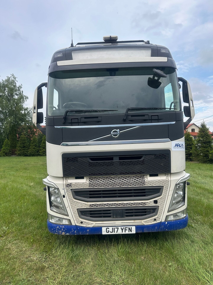 VOLVO FH500 6×2 - Tracteur routier: photos 4 VOLVO FH500 6×2 - Tracteur routier: photos 4