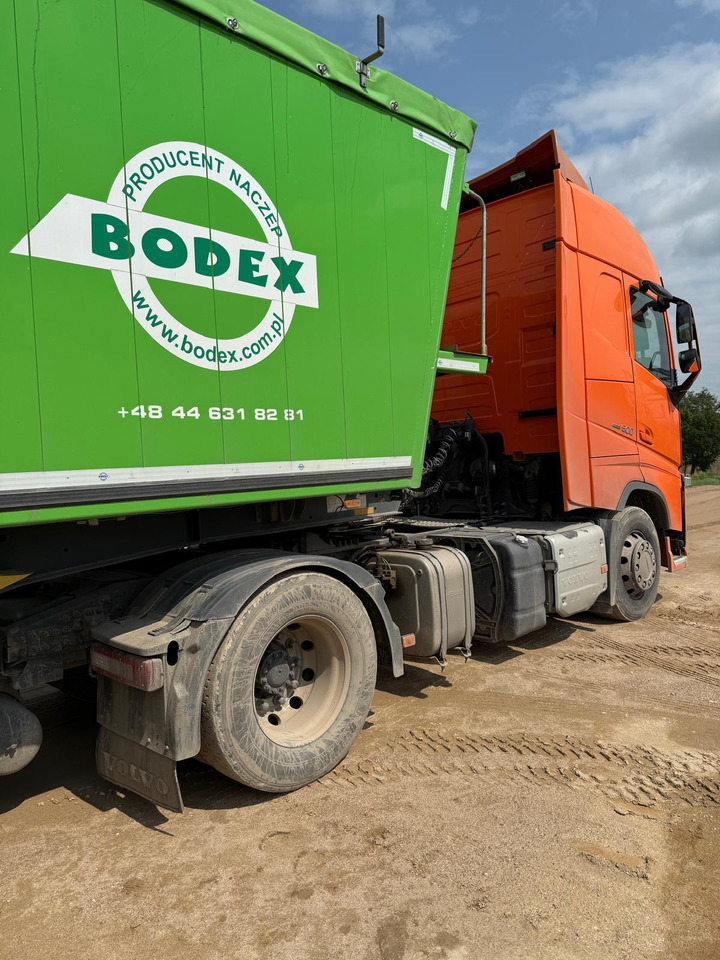 Volvo FH500 4×2 - Tracteur routier: photos 3 Volvo FH500 4×2 - Tracteur routier: photos 3