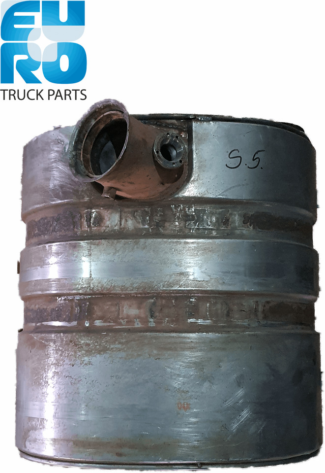 20920705REC VOLVO RVI KATALYSATOR EURO 5 FH 11 12 13 16 DXI 13 NOX SENSOR OP UITLAATBUIS - Catalyseur pour Camion: photos 1 20920705REC VOLVO RVI KATALYSATOR EURO 5 FH 11 12 13 16 DXI 13 NOX SENSOR OP UITLAATBUIS - Catalyseur pour Camion: photos 1