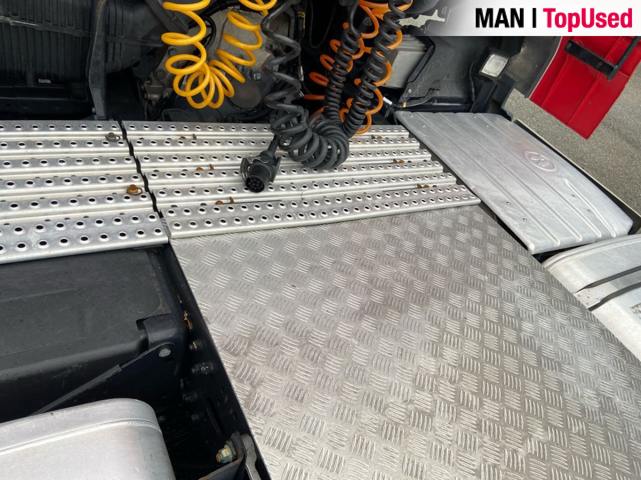 MAN TGX 18.460 4X2 BLS "ADR EX II / AT" - Tracteur routier: photos 4 MAN TGX 18.460 4X2 BLS "ADR EX II / AT" - Tracteur routier: photos 4