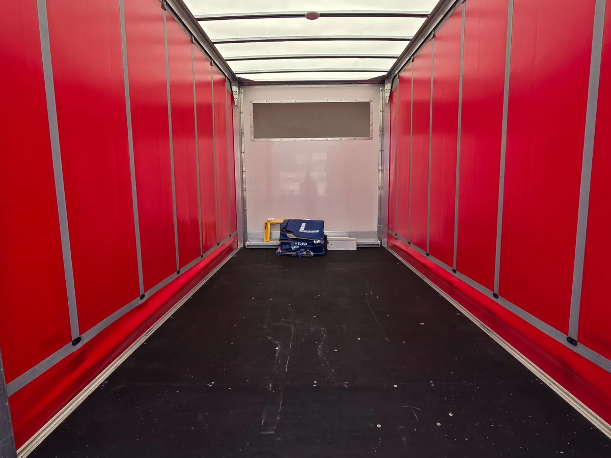 NEW Renault Master Red Edition Curtain Side - Utilitaire rideaux coulissants (PLSC): photos 5 NEW Renault Master Red Edition Curtain Side - Utilitaire rideaux coulissants (PLSC): photos 5