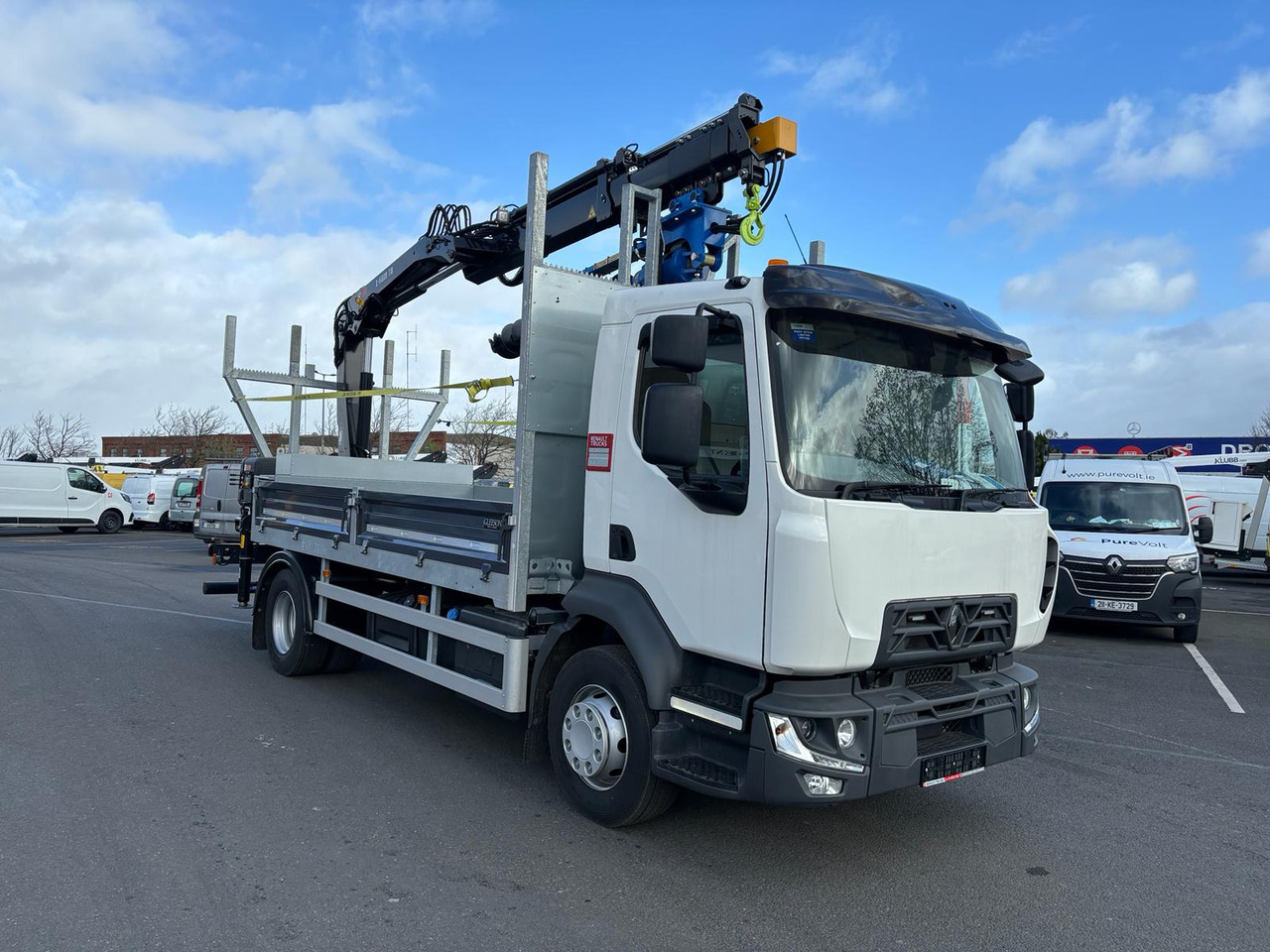 Renault Trucks D 14 Flatbed drop side poling truck - Camion plateau, Camion grue: photos 1 Renault Trucks D 14 Flatbed drop side poling truck - Camion plateau, Camion grue: photos 1