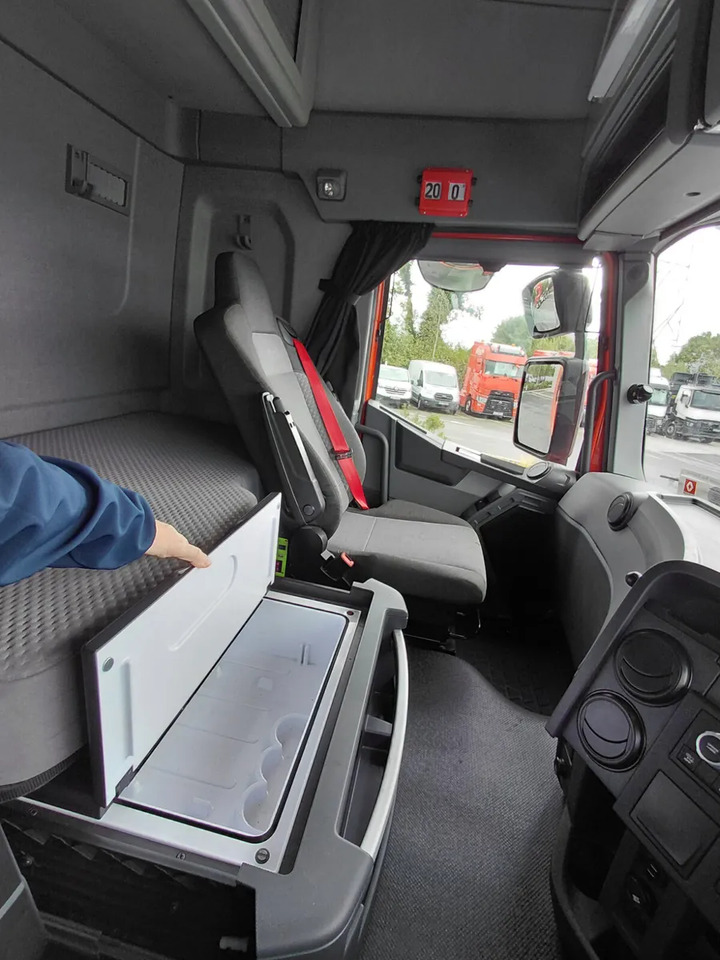 2022 Renault T440 6×2 Midlift Auto — crédit-bail 2022 Renault T440 6×2 Midlift Auto: photos 11