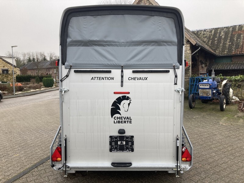 CHEVAL Liberté Gold 3 met zadelkamer - Van chevaux: photos 5 CHEVAL Liberté Gold 3 met zadelkamer - Van chevaux: photos 5