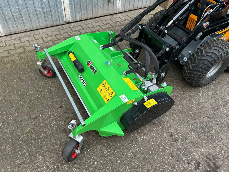 Valet de ferme Giant SK252D + klepelmaaier: photos 6 Valet de ferme Giant SK252D + klepelmaaier: photos 6