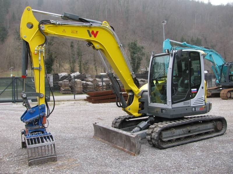 Wacker Neuson EZ 80 z grajferjem - Mini pelle: photos 1 Wacker Neuson EZ 80 z grajferjem - Mini pelle: photos 1