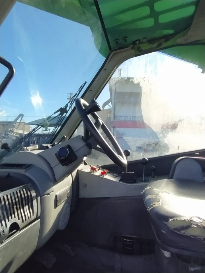 Chariot télescopique Merlo 38.14: photos 6 Chariot télescopique Merlo 38.14: photos 6