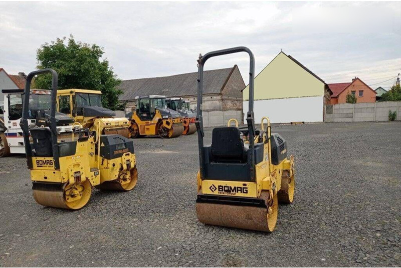 Bomag BW 100 ADM-2 - Mini road roller - Compacteur: photos 2 Bomag BW 100 ADM-2 - Mini road roller - Compacteur: photos 2