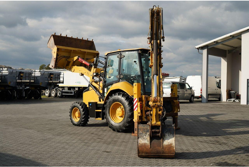 Caterpillar 432F - Tractopelle: photos 3 Caterpillar 432F - Tractopelle: photos 3