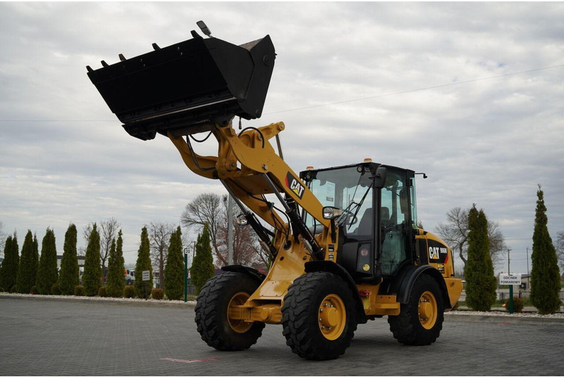 Caterpillar 906M / ŁADOWARKA KOŁOWA / 2019 ROK / ŁYŻKA SZCZĘKOWA / - Chargeuse sur pneus: photos 2 Caterpillar 906M / ŁADOWARKA KOŁOWA / 2019 ROK / ŁYŻKA SZCZĘKOWA / - Chargeuse sur pneus: photos 2