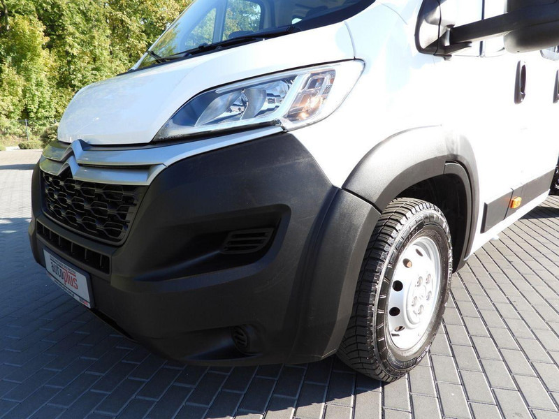 Utilitaire plateau, Utilitaire double cabine Citroën JUMPER SKRZYNIA PODWÓJNA KABINA DOKA 7 MIEJSC PNEUMATYKA KLIMATY: photos 19 Utilitaire plateau, Utilitaire double cabine Citroën JUMPER SKRZYNIA PODWÓJNA KABINA DOKA 7 MIEJSC PNEUMATYKA KLIMATY: photos 19