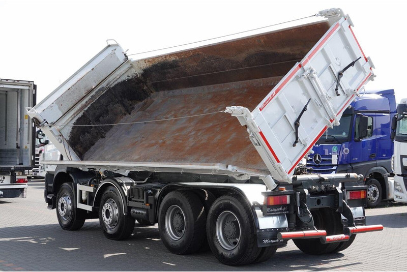 DAF CF 85.410 / 8X4 / WYWROTKA 2 STR / BORDMATIC / HYDROBURTA / SPRO — crédit-bail DAF CF 85.410 / 8X4 / WYWROTKA 2 STR / BORDMATIC / HYDROBURTA / SPRO: photos 12 DAF CF 85.410 / 8X4 / WYWROTKA 2 STR / BORDMATIC / HYDROBURTA / SPRO — crédit-bail DAF CF 85.410 / 8X4 / WYWROTKA 2 STR / BORDMATIC / HYDROBURTA / SPRO: photos 12