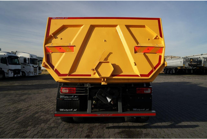 Camion benne DAF CF 85.410 / 8x4 / WYWROTKA TYLNOZSYPOWA / HYDROKLAPA / OPONY 1: photos 20 Camion benne DAF CF 85.410 / 8x4 / WYWROTKA TYLNOZSYPOWA / HYDROKLAPA / OPONY 1: photos 20