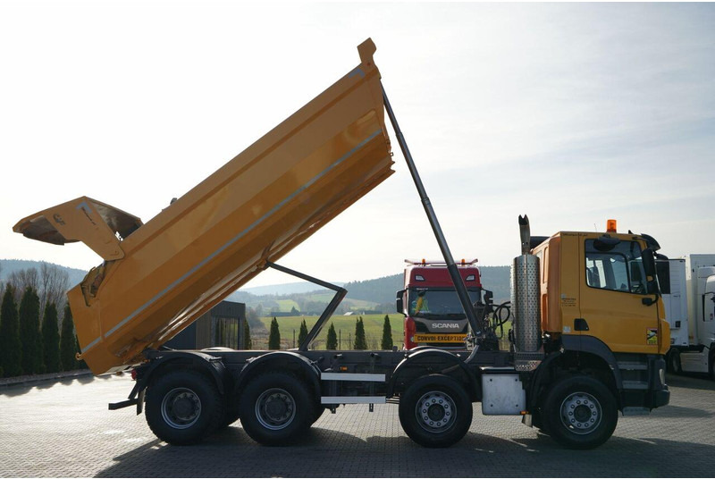 Camion benne DAF CF 85.410 / 8x4 / WYWROTKA TYLNOZSYPOWA / HYDROKLAPA / OPONY 1: photos 8 Camion benne DAF CF 85.410 / 8x4 / WYWROTKA TYLNOZSYPOWA / HYDROKLAPA / OPONY 1: photos 8