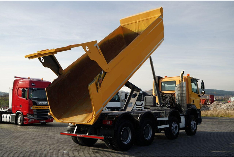 Camion benne DAF CF 85.410 / 8x4 / WYWROTKA TYLNOZSYPOWA / HYDROKLAPA / OPONY 1: photos 7 Camion benne DAF CF 85.410 / 8x4 / WYWROTKA TYLNOZSYPOWA / HYDROKLAPA / OPONY 1: photos 7