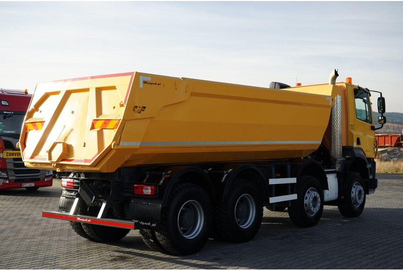 Camion benne DAF CF 85.410 / 8x4 / WYWROTKA TYLNOZSYPOWA / HYDROKLAPA / OPONY 1: photos 12 Camion benne DAF CF 85.410 / 8x4 / WYWROTKA TYLNOZSYPOWA / HYDROKLAPA / OPONY 1: photos 12