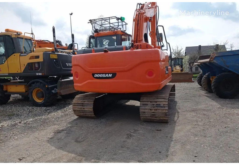 Doosan DX 140 LC-3 Crawler excavator - Pelle sur chenille: photos 3 Doosan DX 140 LC-3 Crawler excavator - Pelle sur chenille: photos 3