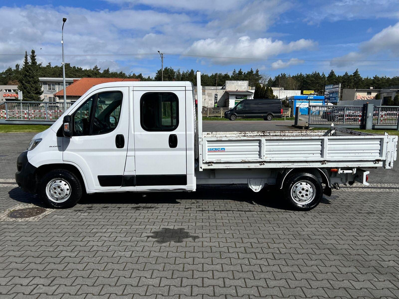 Fiat Ducato Brygadówka Doka 7-miejsc + Skrzynia - Utilitaire plateau, Utilitaire double cabine: photos 2 Fiat Ducato Brygadówka Doka 7-miejsc + Skrzynia - Utilitaire plateau, Utilitaire double cabine: photos 2