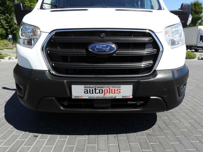 Utilitaire plateau, Utilitaire double cabine Ford Transit: photos 14 Utilitaire plateau, Utilitaire double cabine Ford Transit: photos 14