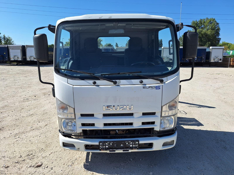 Isuzu 4X4 - container transport - Camion multibenne: photos 2 Isuzu 4X4 - container transport - Camion multibenne: photos 2