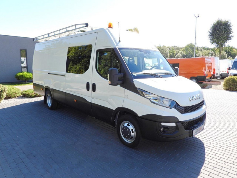 Iveco DAILY 35C17 FURGON BRYGADÓWKA 6 MIEJSC TEMPOMAT BLIŹNIACZE KOŁA - Fourgon grand volume: photos 4 Iveco DAILY 35C17 FURGON BRYGADÓWKA 6 MIEJSC TEMPOMAT BLIŹNIACZE KOŁA - Fourgon grand volume: photos 4