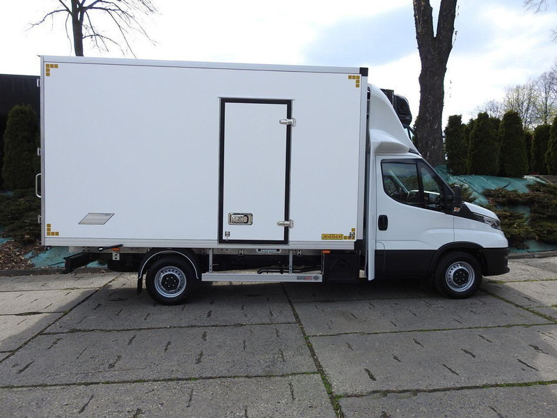 Utilitaire frigorifique neuf Iveco DAILY 35S16 NOWY KONTENER CHŁODNIA -10*C 8 PALET FUNKCJA GRZANIA: photos 7