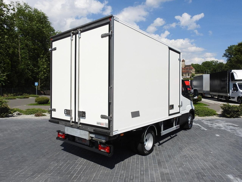 Iveco DAILY 50C15 CHŁODNIA KONTENER -5*C ZASILANIE 230V KLIMATYZACJA B - Camion frigorifique: photos 3 Iveco DAILY 50C15 CHŁODNIA KONTENER -5*C ZASILANIE 230V KLIMATYZACJA B - Camion frigorifique: photos 3