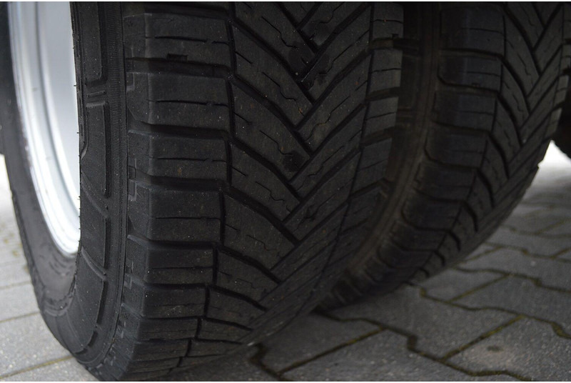 Camion magasin Iveco DAILY 60C15 60-150: photos 8