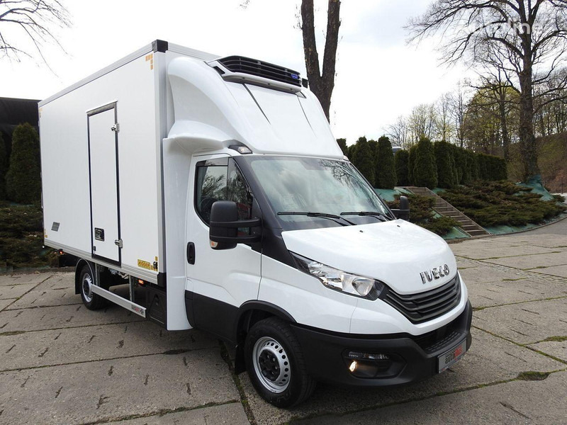 Iveco Daily - Camion frigorifique: photos 2 Iveco Daily - Camion frigorifique: photos 2
