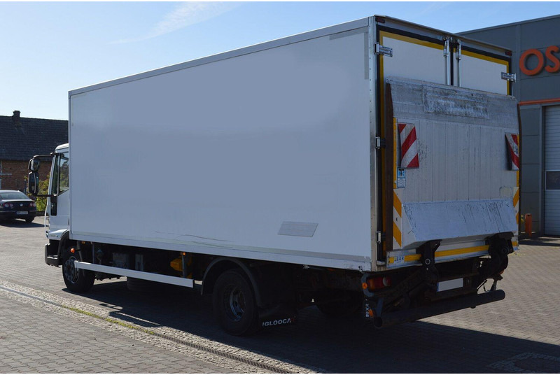 Iveco EUROCARGO 120EL18 REFRIGERATOR+LIFT SIDE DOOR - Camion frigorifique: photos 3 Iveco EUROCARGO 120EL18 REFRIGERATOR+LIFT SIDE DOOR - Camion frigorifique: photos 3