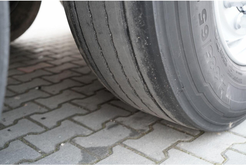 Semi-remorque plateau Krone / NACZEPA PLATFORMA / OŚ PODNOSZONA / KOSZ NA PALETY: photos 20 Semi-remorque plateau Krone / NACZEPA PLATFORMA / OŚ PODNOSZONA / KOSZ NA PALETY: photos 20