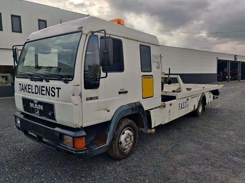 MAN 12.224 - Towing truck - Remorqueuse: photos 1 MAN 12.224 - Towing truck - Remorqueuse: photos 1