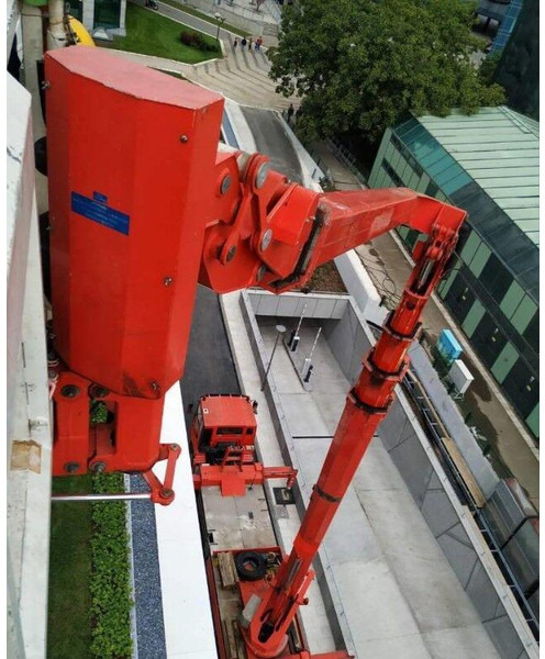 MAN TGA 26.350 6x4 Emelőkosaras 53m - Camion avec nacelle: photos 5 MAN TGA 26.350 6x4 Emelőkosaras 53m - Camion avec nacelle: photos 5