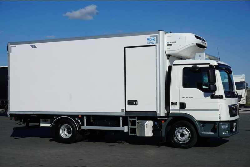 MAN TGL 12.250 / ACC / EURO 6 / CHŁODNIA / 2 KOMOROWA - Camion frigorifique: photos 4 MAN TGL 12.250 / ACC / EURO 6 / CHŁODNIA / 2 KOMOROWA - Camion frigorifique: photos 4