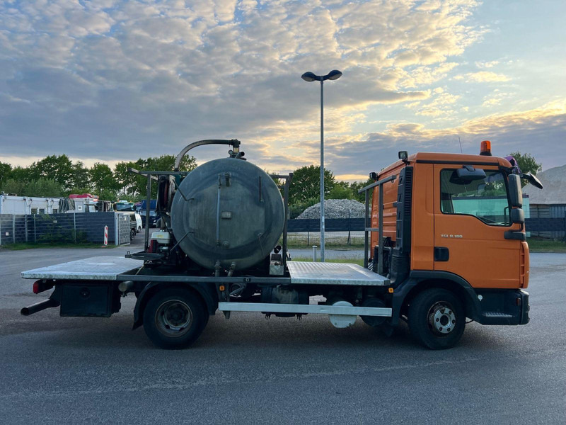 MAN TGL 8.180 Vacuum truck / Toilet Cleaner - Camion vidangeur: photos 5 MAN TGL 8.180 Vacuum truck / Toilet Cleaner - Camion vidangeur: photos 5