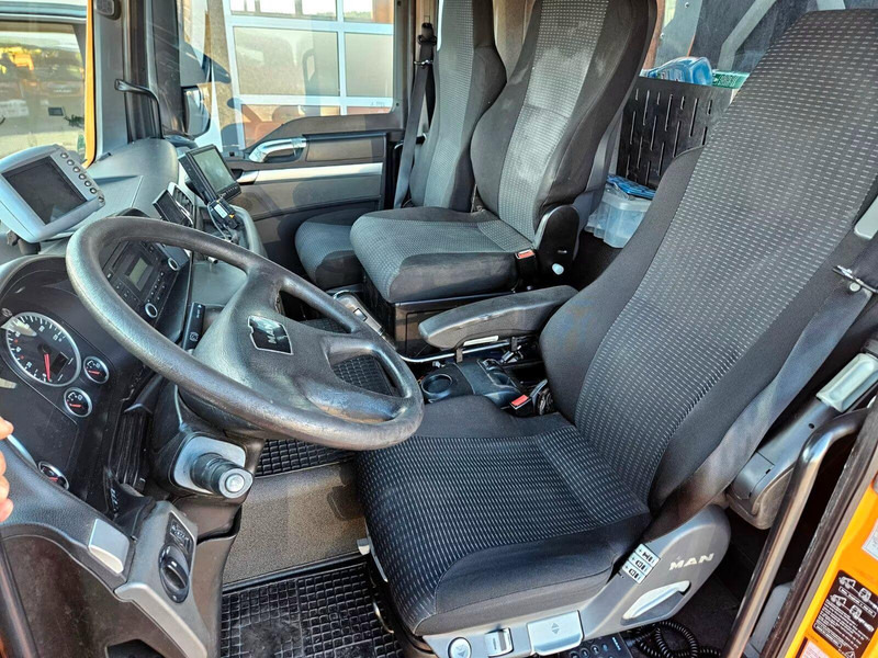 Benne à ordures ménagères MAN TGS 28.360 - Garbage truck: photos 17 Benne à ordures ménagères MAN TGS 28.360 - Garbage truck: photos 17