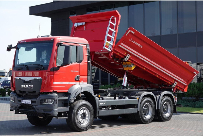 MAN TGS 33.440 / 6X4 / WYWROTKA 3 STRONNA / HYDROBURTA / BORDMATIC / - Camion benne: photos 5 MAN TGS 33.440 / 6X4 / WYWROTKA 3 STRONNA / HYDROBURTA / BORDMATIC / - Camion benne: photos 5
