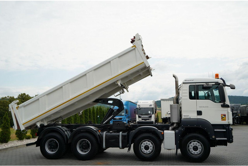 MAN TGS 35.440 / 8X4 / WYWROTKA 2 STR. / HYDROBURTA / BORDMATIC / ZA - Camion benne: photos 5 MAN TGS 35.440 / 8X4 / WYWROTKA 2 STR. / HYDROBURTA / BORDMATIC / ZA - Camion benne: photos 5