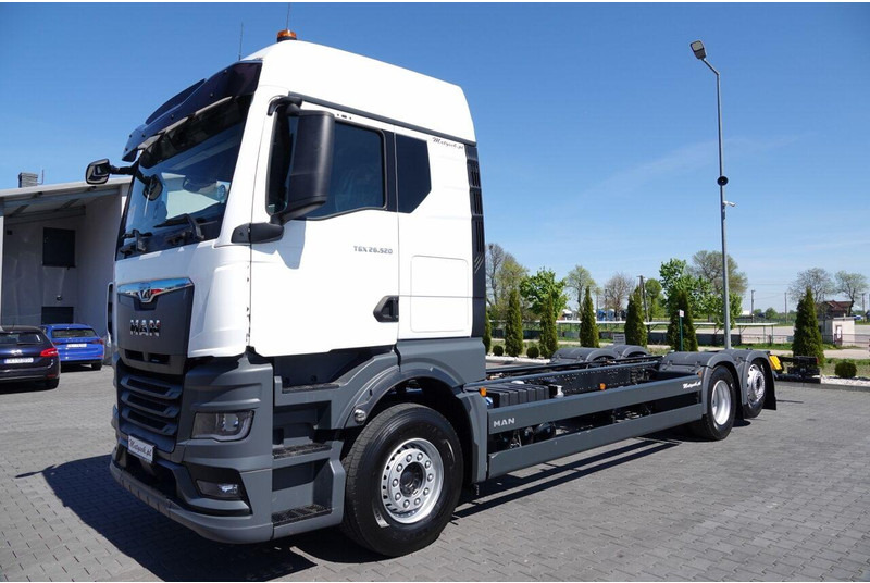 MAN TGX 26.520 / 6x2 / RAMA DŁ. 9,1M / OŚ PODNOSZONA / SKRĘTNA / DO - Châssis cabine: photos 2 MAN TGX 26.520 / 6x2 / RAMA DŁ. 9,1M / OŚ PODNOSZONA / SKRĘTNA / DO - Châssis cabine: photos 2