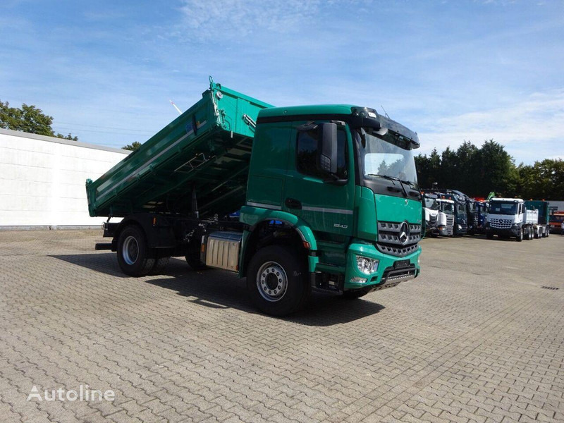Mercedes-Benz 1843 Arocs 3 way Meiller tipper - Camion benne: photos 2 Mercedes-Benz 1843 Arocs 3 way Meiller tipper - Camion benne: photos 2