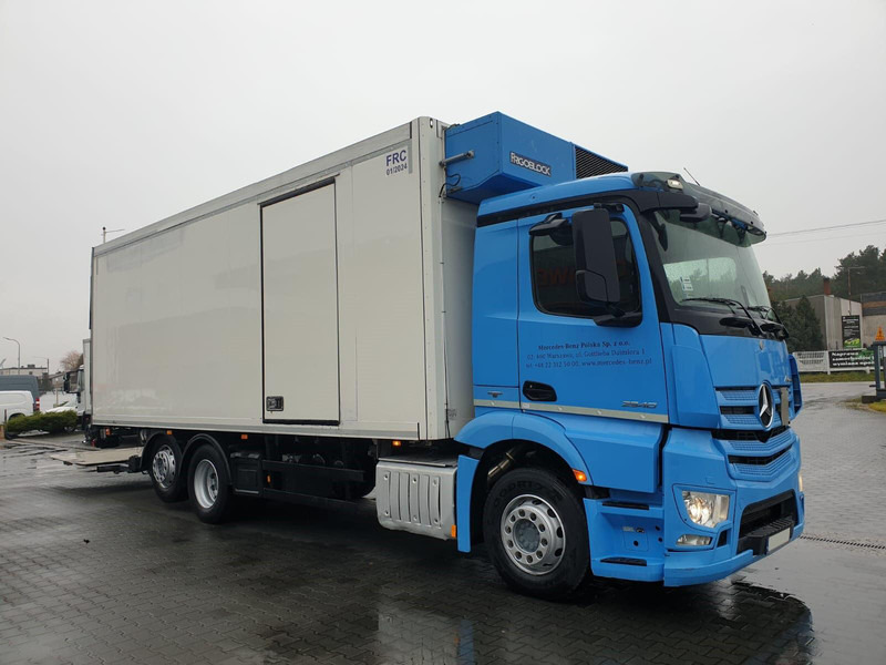 Mercedes-Benz ANTOS 2540 REFRIGERATOR + LIFT + SIDE DOOR - Camion frigorifique: photos 5 Mercedes-Benz ANTOS 2540 REFRIGERATOR + LIFT + SIDE DOOR - Camion frigorifique: photos 5