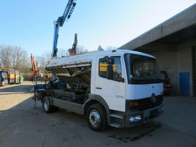 Mercedes-Benz ATEGO 1218 - Camion benne, Camion grue: photos 1 Mercedes-Benz ATEGO 1218 - Camion benne, Camion grue: photos 1