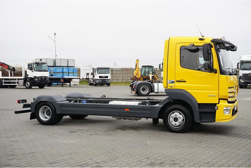 Mercedes-Benz ATEGO / 1224 / ACC / EURO 6 / PODWOZIE DO ZABUDOWY / DŁ. 4,8 M - Châssis cabine: photos 4 Mercedes-Benz ATEGO / 1224 / ACC / EURO 6 / PODWOZIE DO ZABUDOWY / DŁ. 4,8 M - Châssis cabine: photos 4