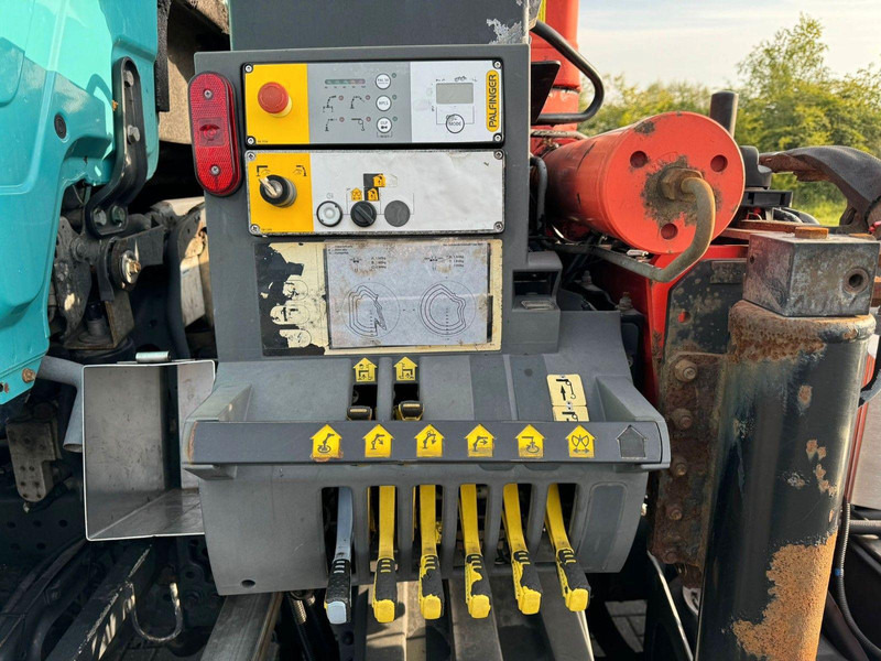 Mercedes-Benz Actros 2540 6x2 Abrollkipper Kran PK 11001 — crédit-bail Mercedes-Benz Actros 2540 6x2 Abrollkipper Kran PK 11001: photos 12 Mercedes-Benz Actros 2540 6x2 Abrollkipper Kran PK 11001 — crédit-bail Mercedes-Benz Actros 2540 6x2 Abrollkipper Kran PK 11001: photos 12